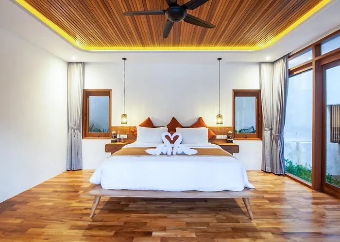 Payapaya Luxury 4 Bedroom Near Potato Head Villa