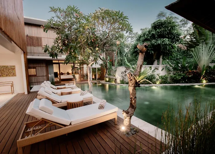 Payapaya Luxury 4 Bedroom Near Potato Head