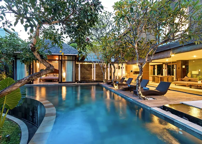 Payapaya Luxury 4 Bedroom Near Potato Head Villa