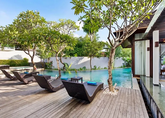 Payapaya Luxury 4 Bedroom Near Potato Head Seminyak (Bali)