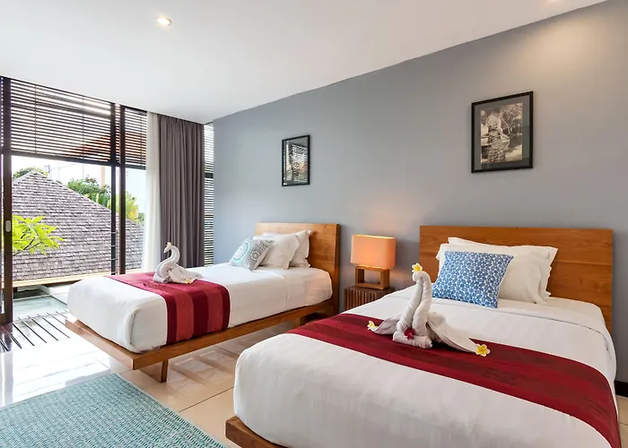 Payapaya Luxury 4 Bedroom Near Potato Head Villa Seminyak (Bali)