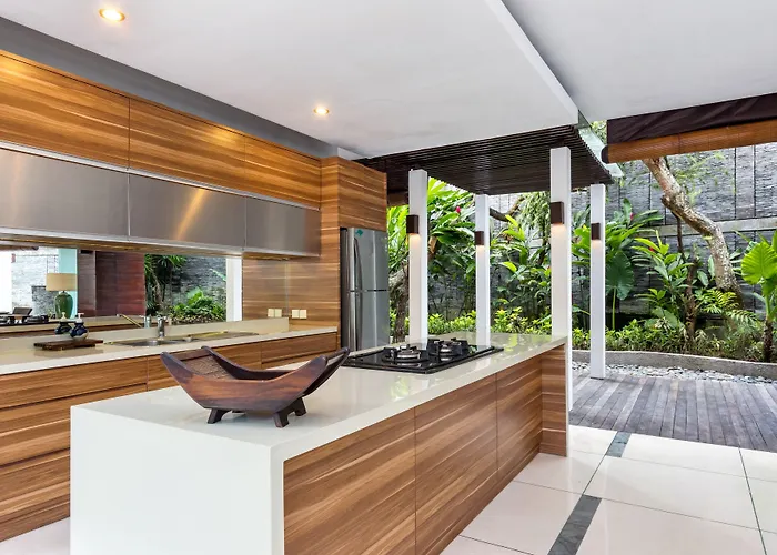 Payapaya Luxury 4 Bedroom Near Potato Head *