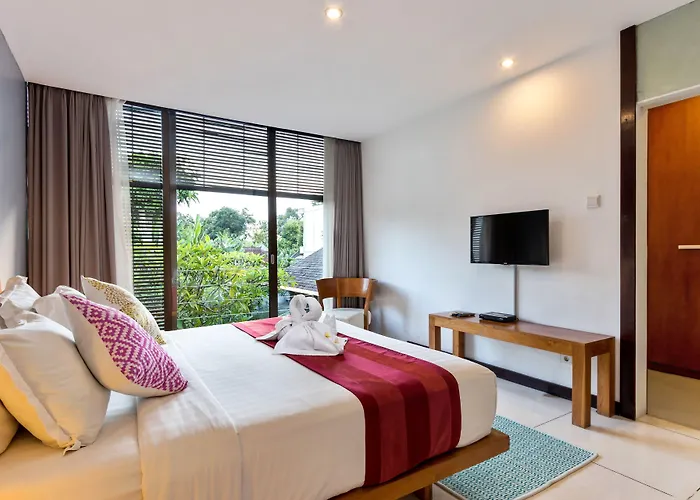 Payapaya Luxury 4 Bedroom Near Potato Head Villa